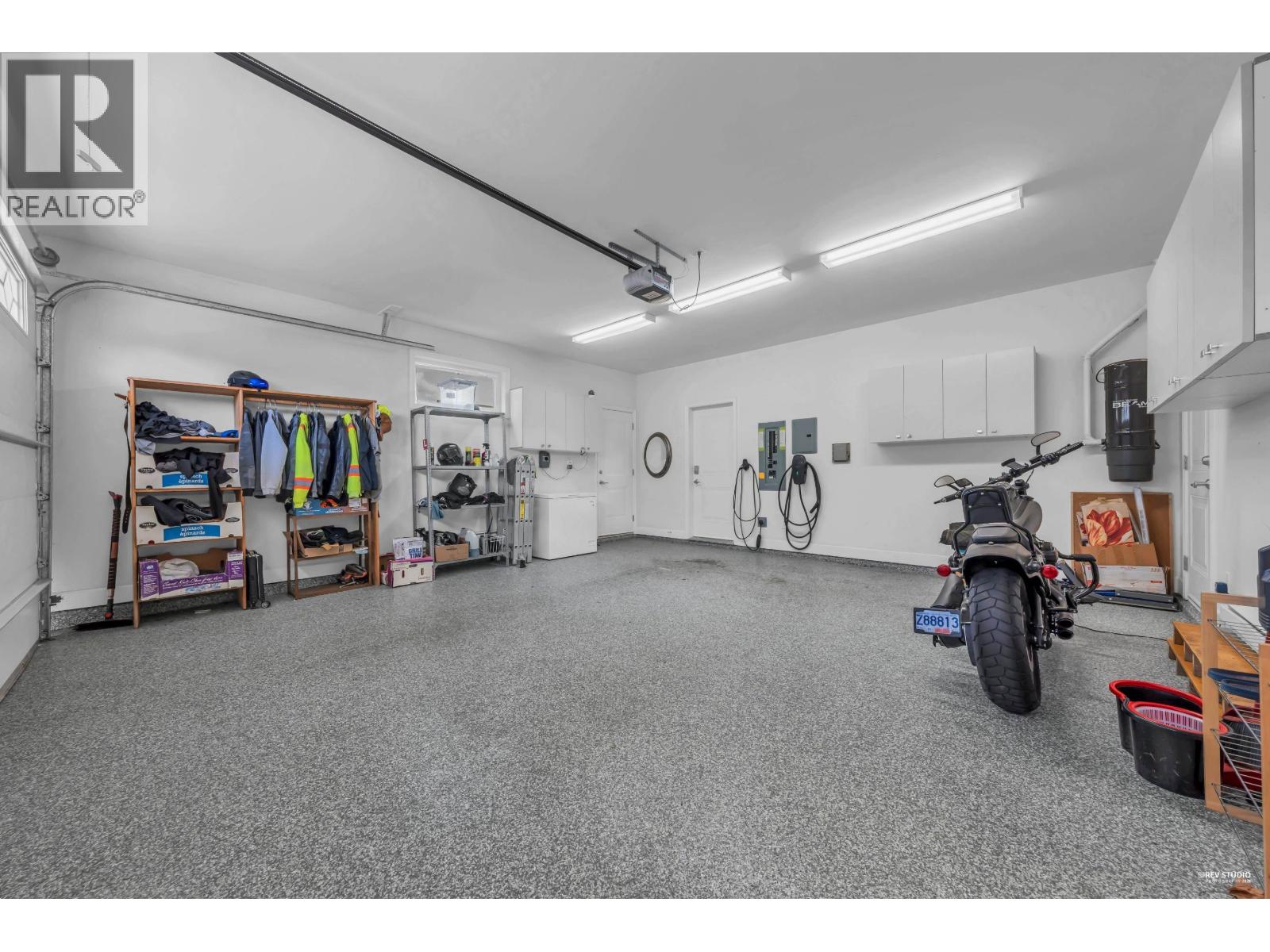 1877 Lemax Avenue, Coquitlam, British Columbia  V3J 2C5 - Photo 34 - R3104911