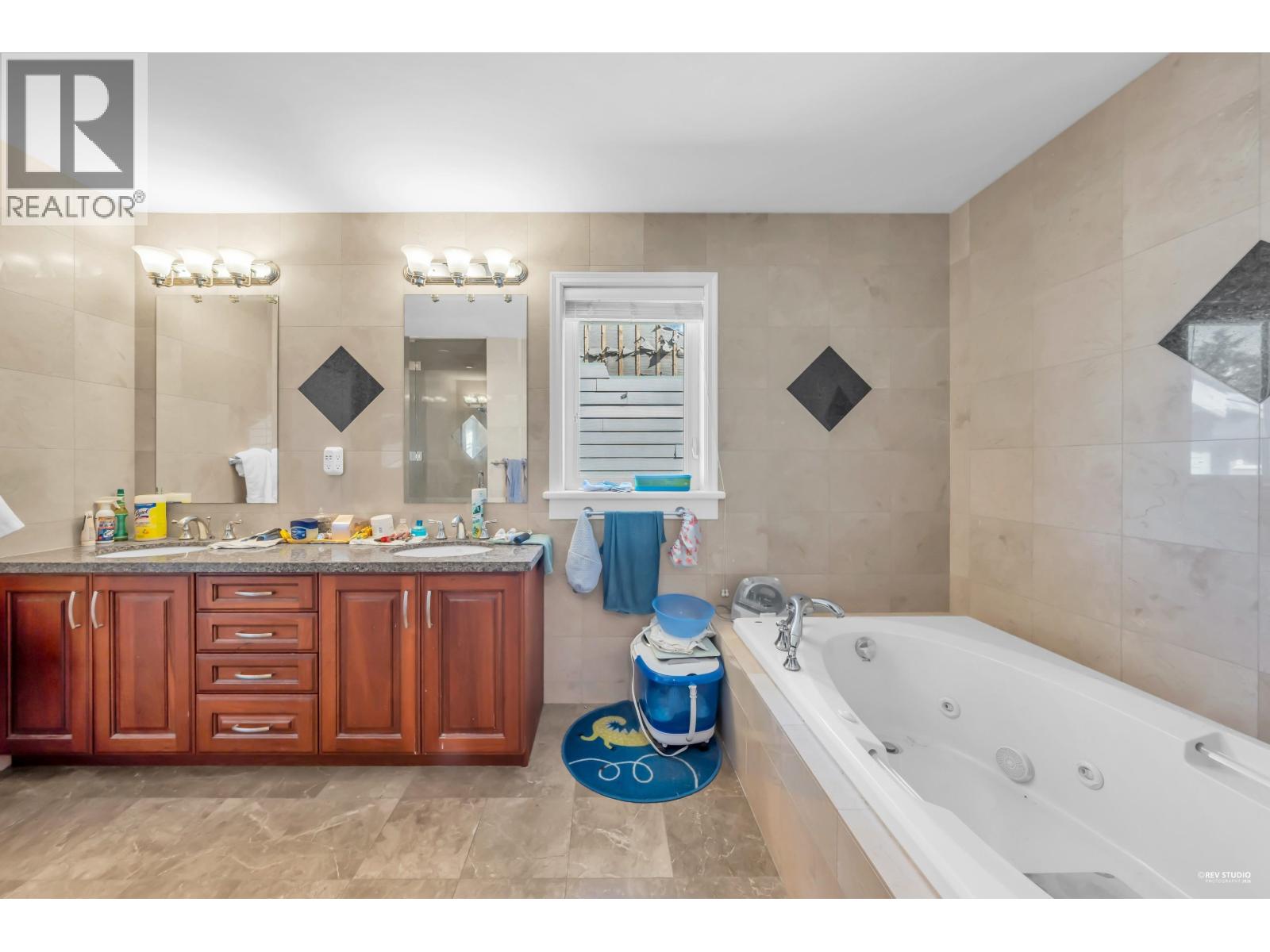 1877 Lemax Avenue, Coquitlam, British Columbia  V3J 2C5 - Photo 23 - R3104911