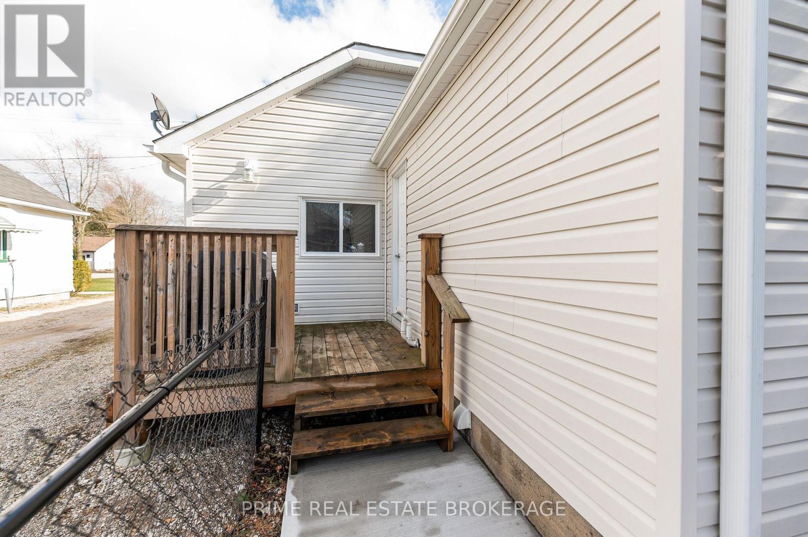 139 Main Street, West Elgin, Ontario  N0L 2P0 - Photo 26 - X12937068