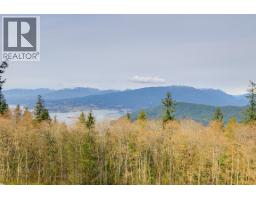 507 8940 UNIVERSITY CRESCENT, Burnaby, British Columbia