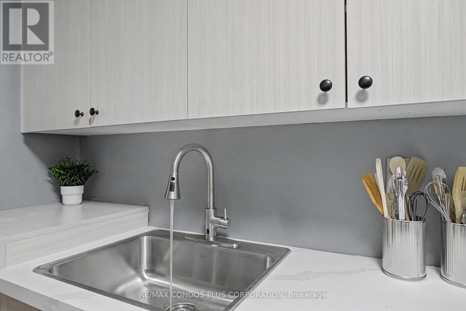 208 - 5949 Yonge Street W, Toronto, Ontario  M2M 3V8 - Photo 17 - C12937080