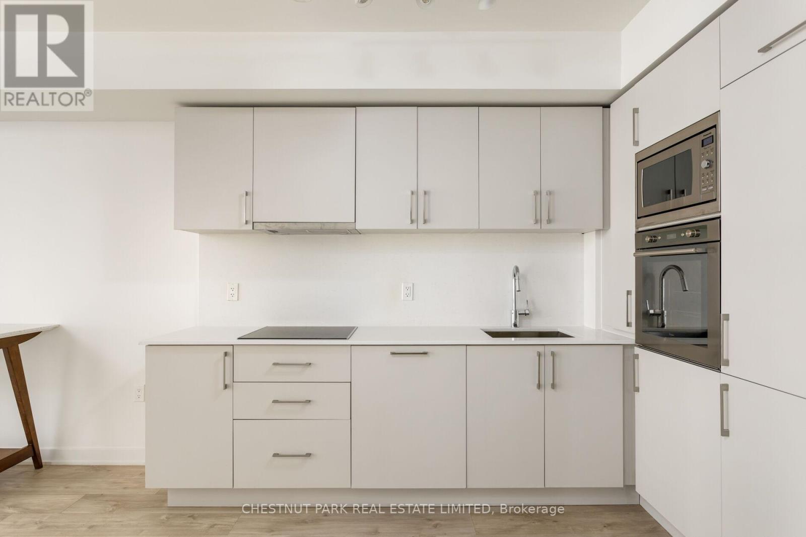 721e - 576 Front Street W, Toronto, Ontario  M5V 1C1 - Photo 7 - C12937106