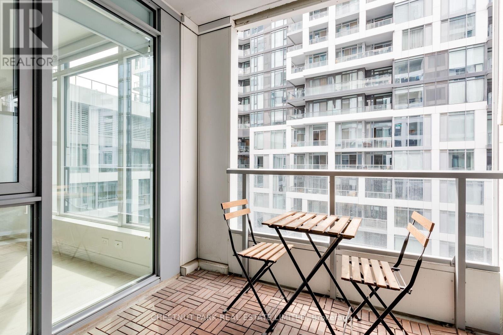 721e - 576 Front Street W, Toronto, Ontario  M5V 1C1 - Photo 19 - C12937132