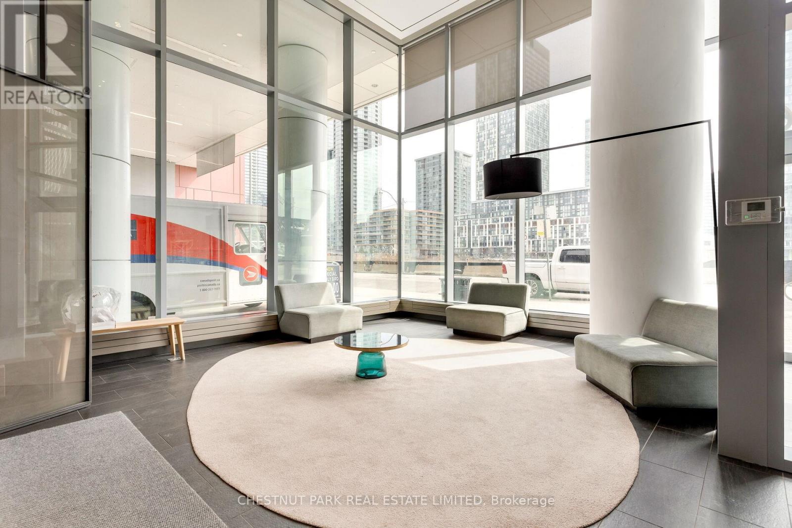 721e - 576 Front Street W, Toronto, Ontario  M5V 1C1 - Photo 34 - C12937132