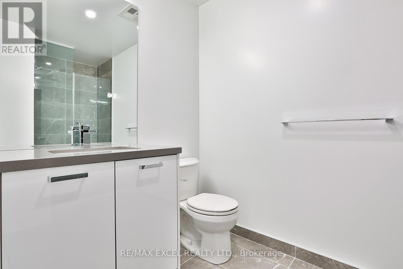 914 - 195 Mccaul Street, Toronto, Ontario  M5T 1W6 - Photo 4 - C12937150