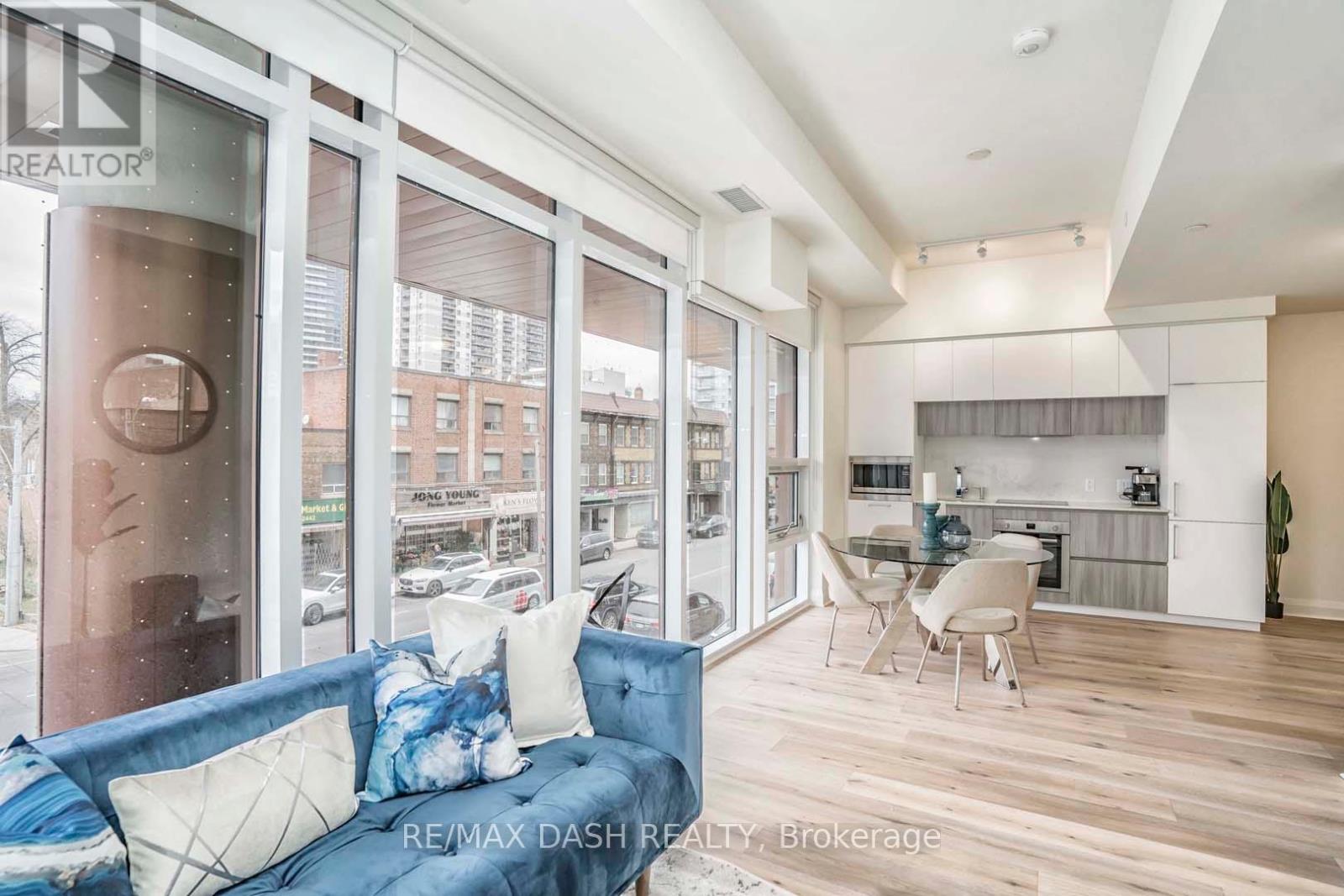 205 - 151 Avenue Road, Toronto, Ontario  M5R 2H7 - Photo 15 - C12937162