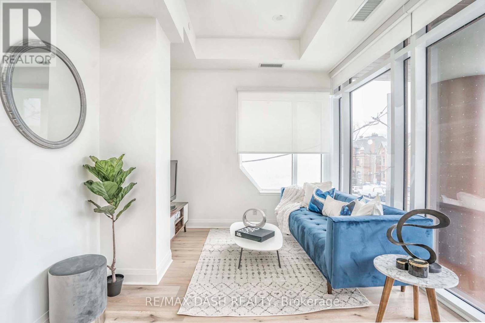 205 - 151 Avenue Road, Toronto, Ontario  M5R 2H7 - Photo 9 - C12937162