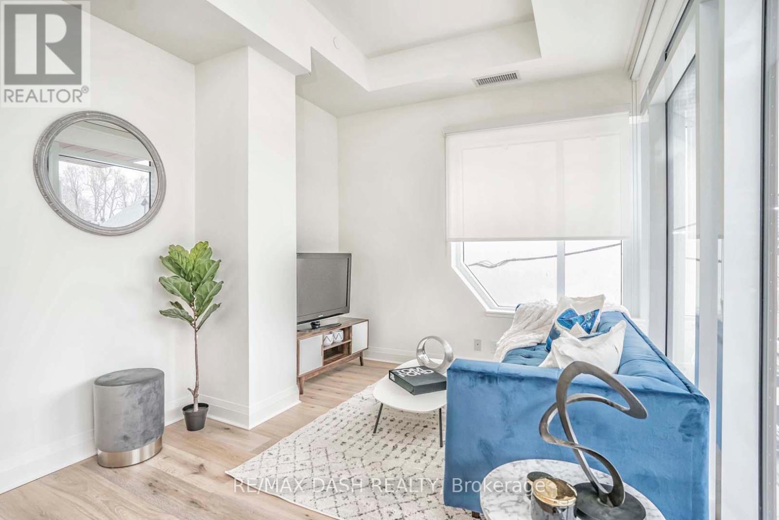 205 - 151 Avenue Road, Toronto, Ontario  M5R 2H7 - Photo 10 - C12937204