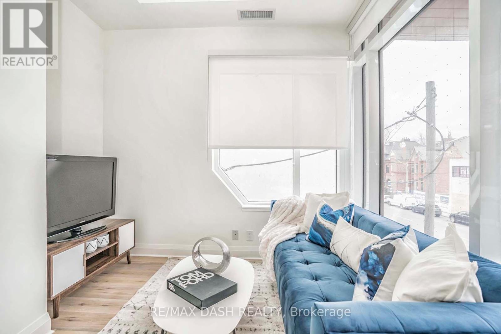 205 - 151 Avenue Road, Toronto, Ontario  M5R 2H7 - Photo 11 - C12937204