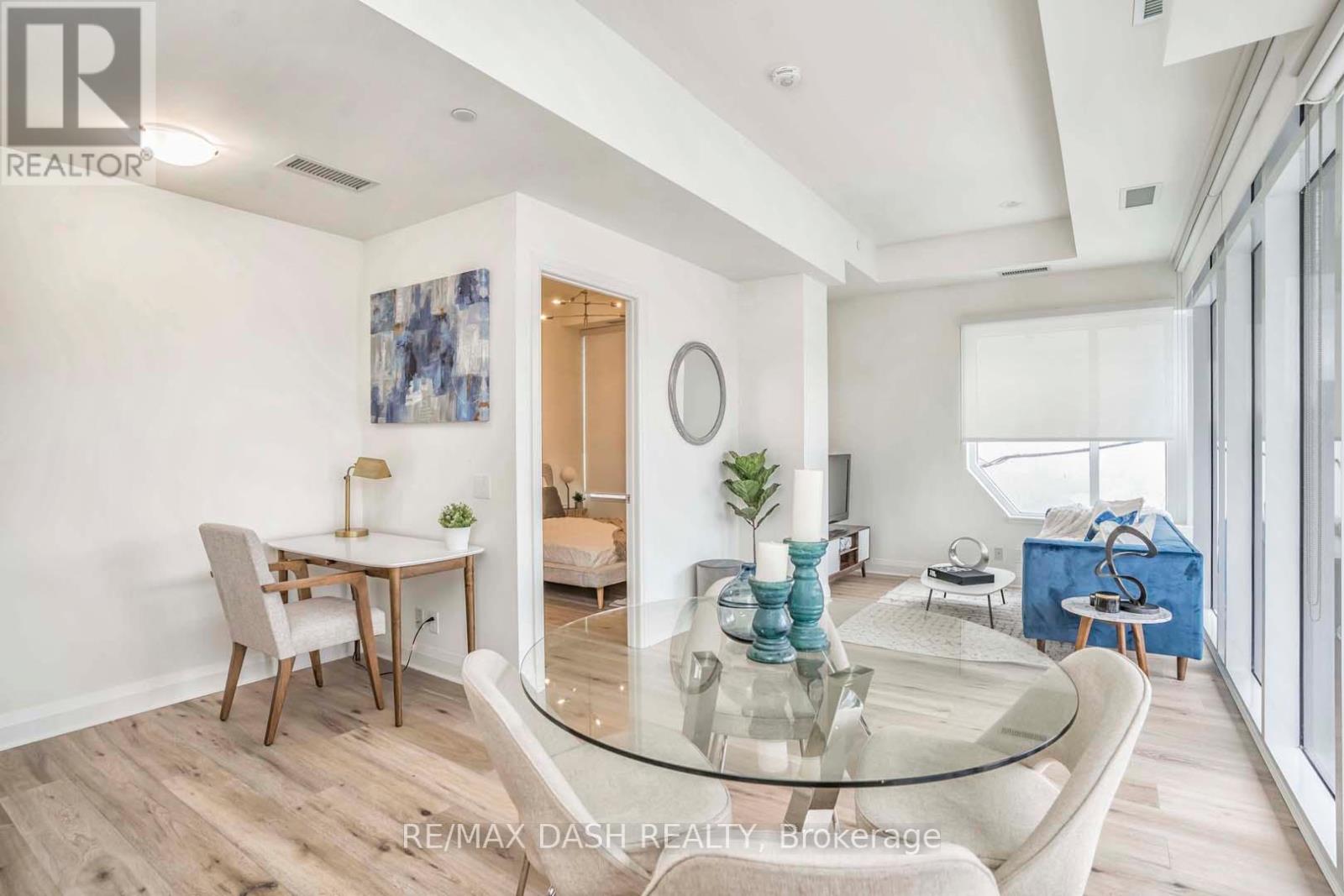 205 - 151 Avenue Road, Toronto, Ontario  M5R 2H7 - Photo 7 - C12937204