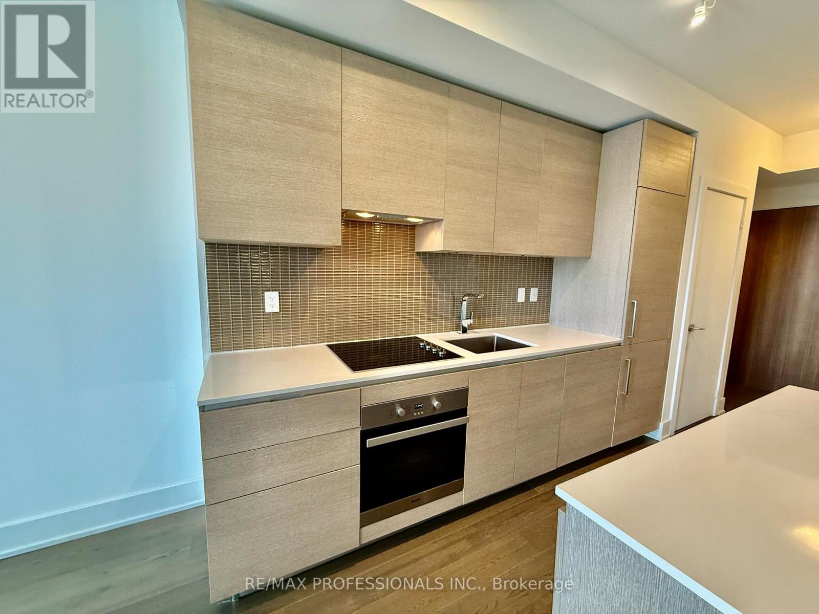 1604 - 200 Bloor Street W, Toronto, Ontario  M5S 1T8 - Photo 11 - C12937210