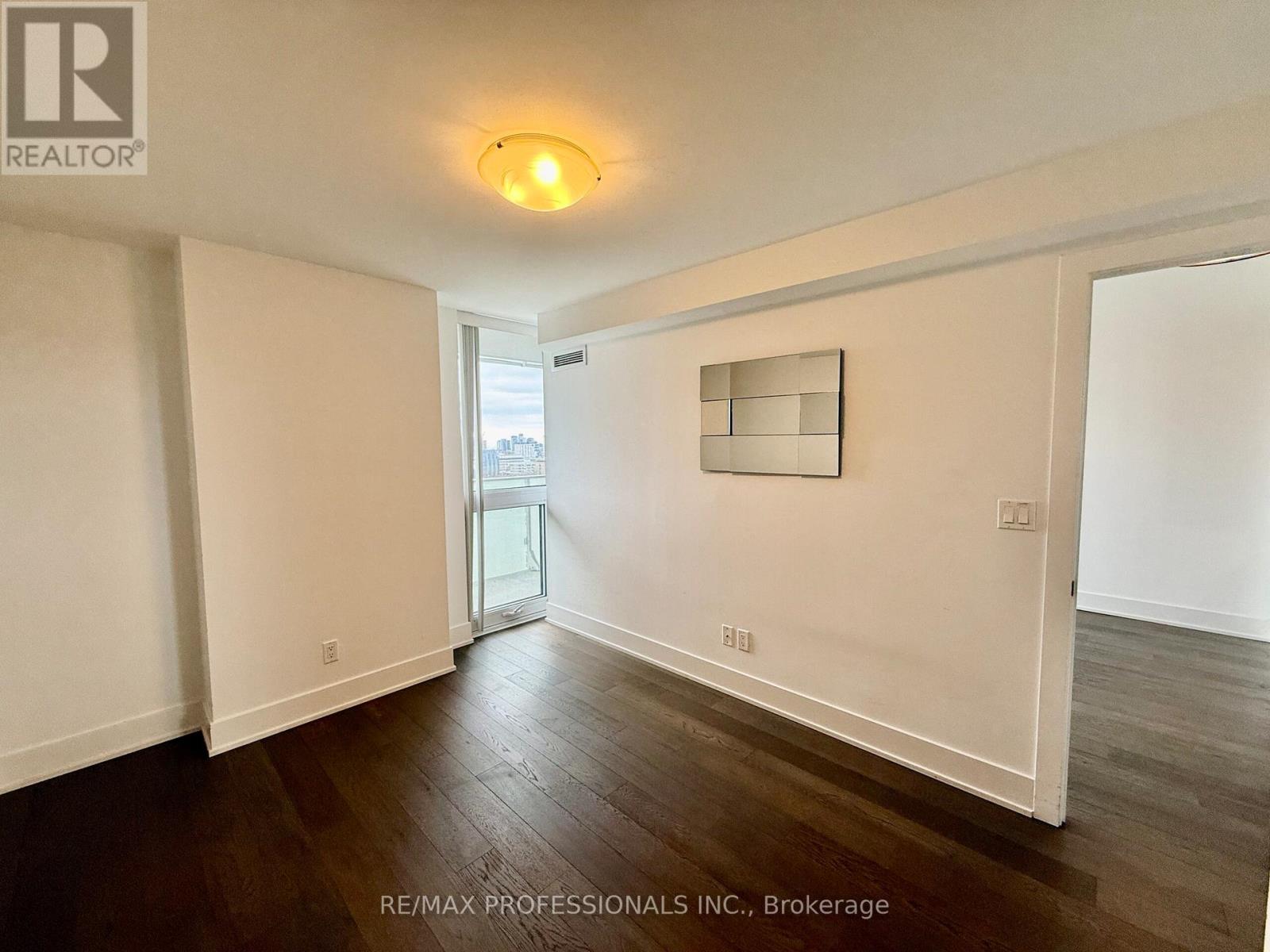 1604 - 200 Bloor Street W, Toronto, Ontario  M5S 1T8 - Photo 17 - C12937210