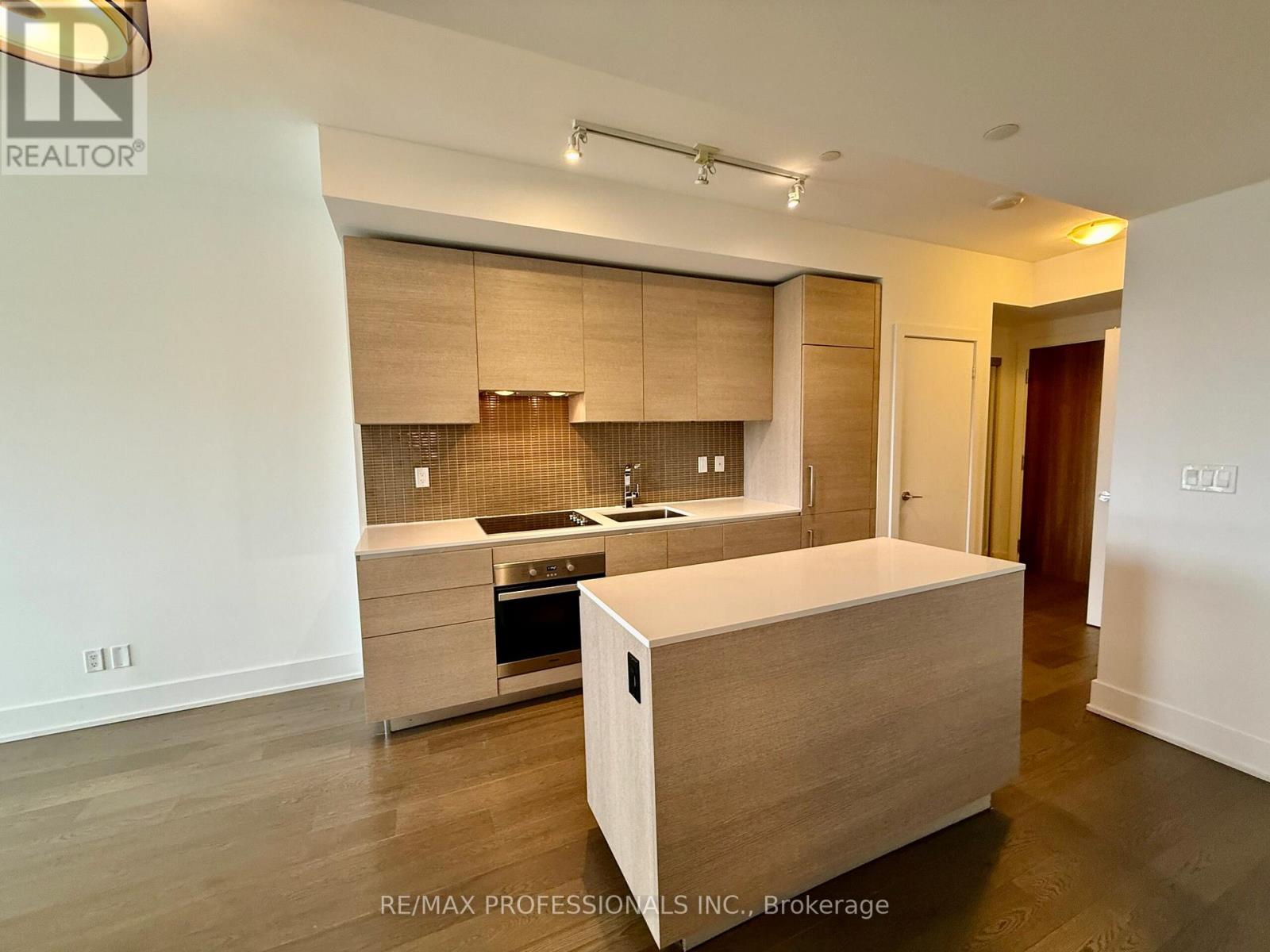 1604 - 200 Bloor Street W, Toronto, Ontario  M5S 1T8 - Photo 5 - C12937210