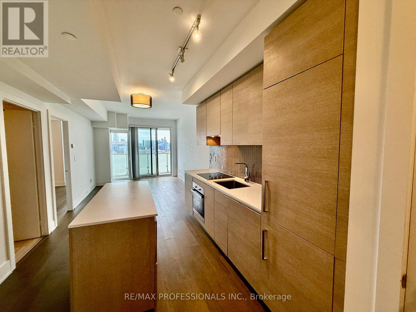 1604 - 200 Bloor Street W, Toronto, Ontario  M5S 1T8 - Photo 8 - C12937210