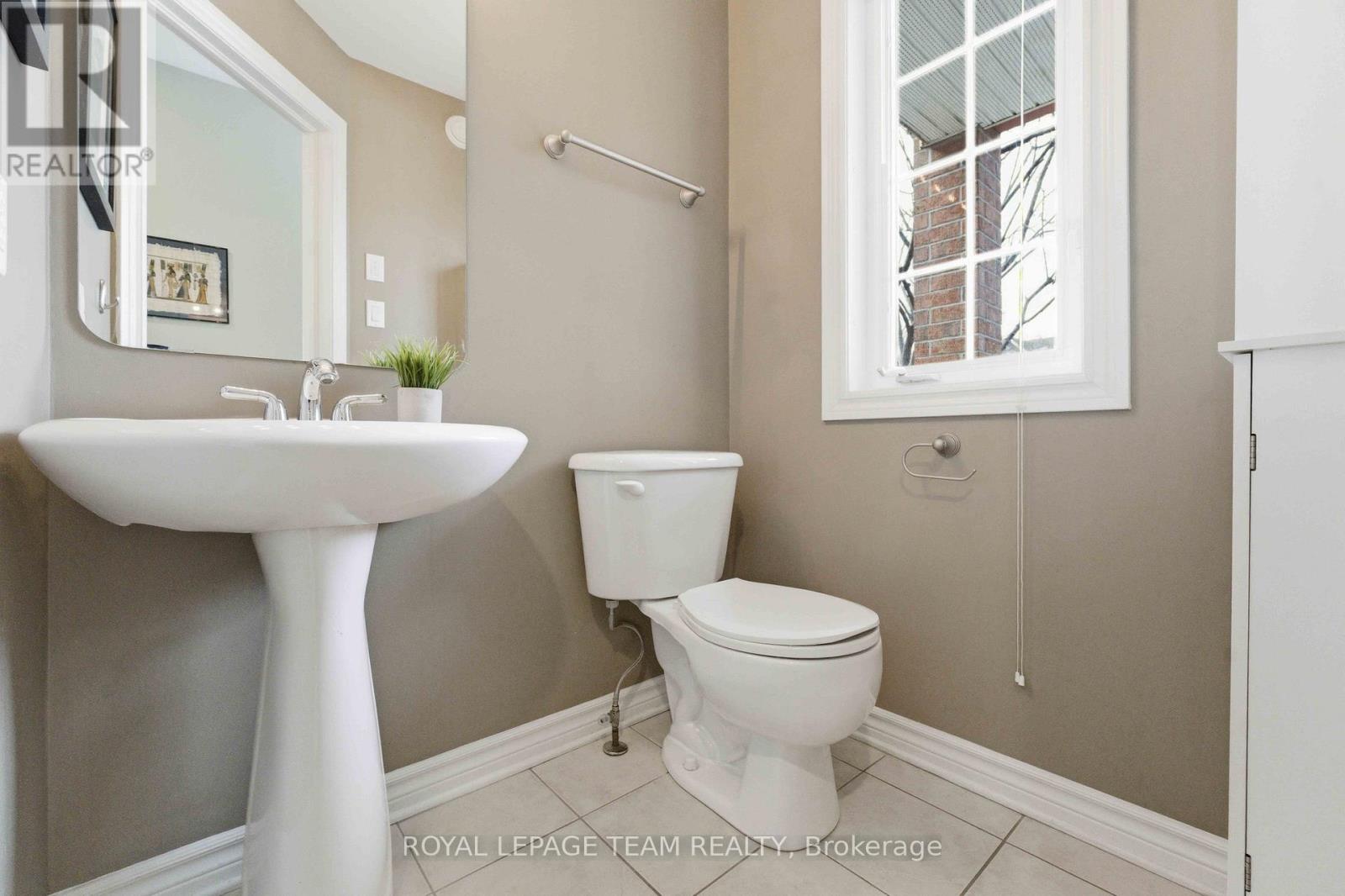 308 Grey Seal Circle, Ottawa, Ontario  K1V 2H3 - Photo 13 - X12937180