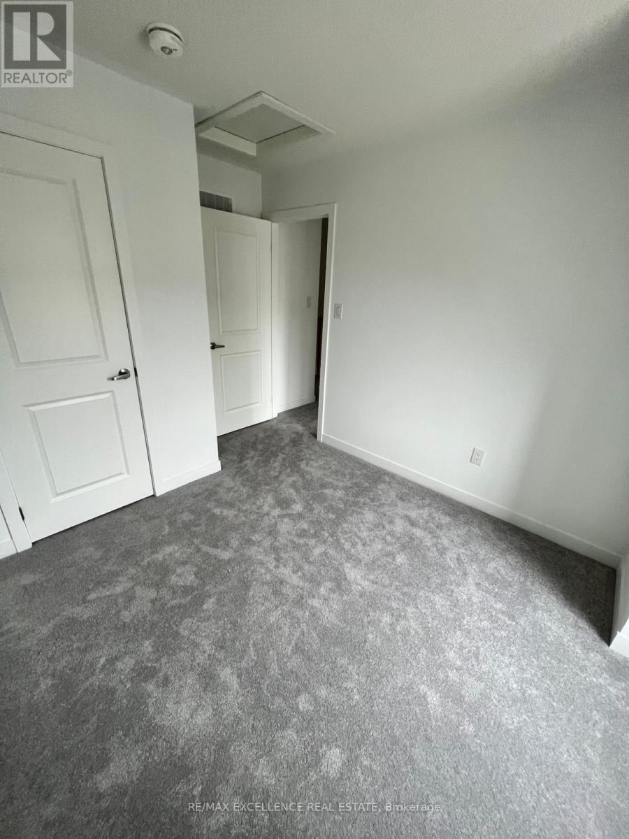 4 Calloway Drive, Whitby, Ontario  L1N 0N9 - Photo 10 - E12937094