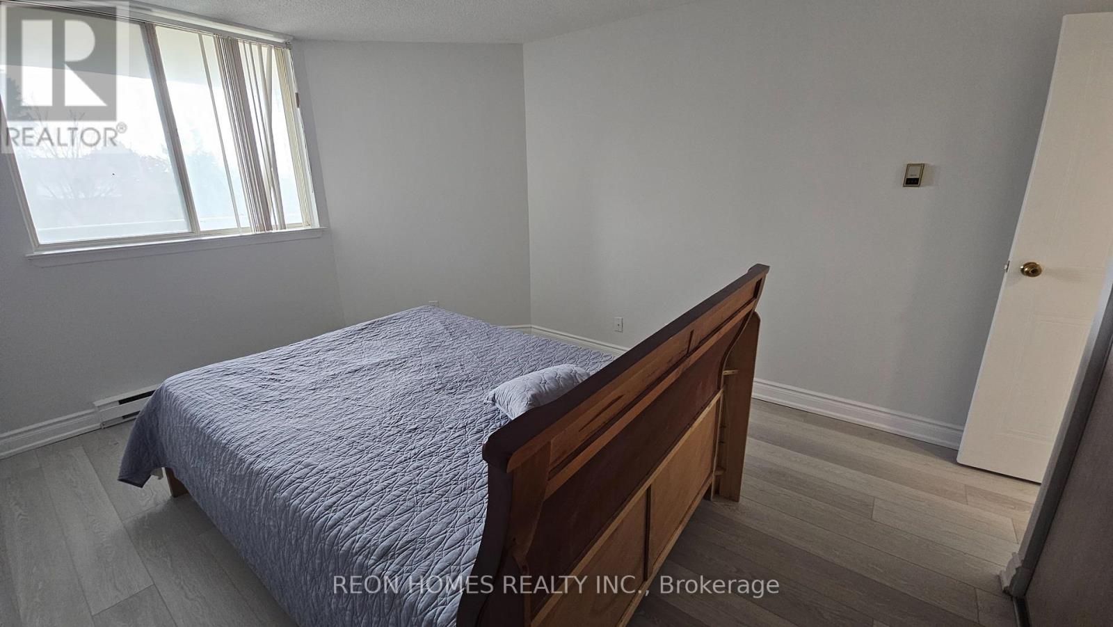 212 - 150 Alton Towers Circle, Toronto (Milliken), Ontario  M1V 4X7 - Photo 15 - E12937188