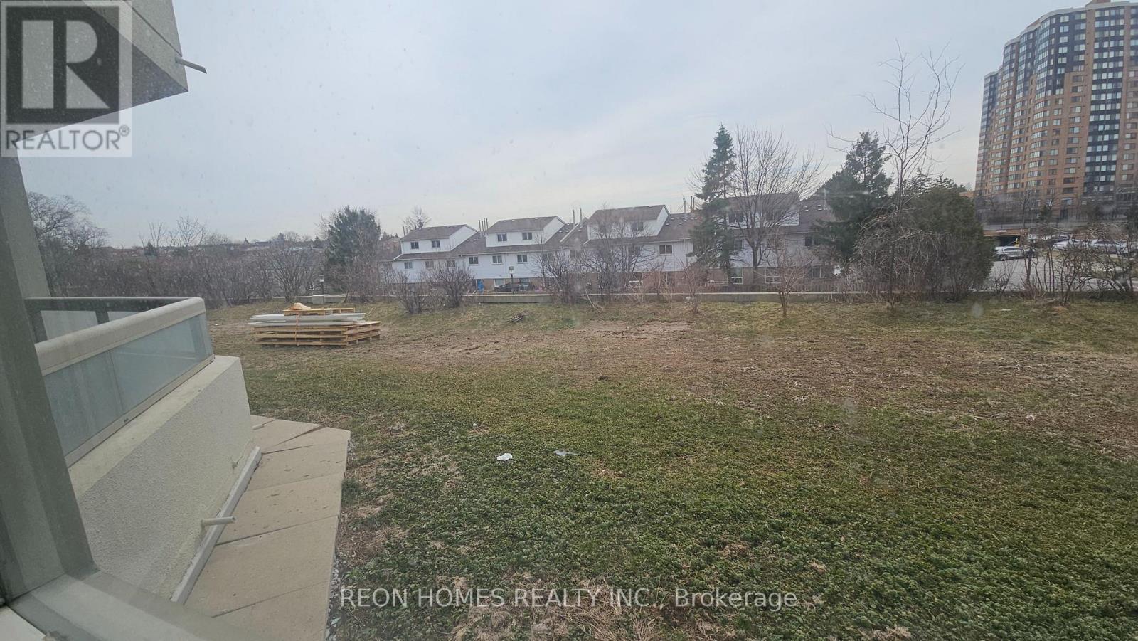 212 - 150 Alton Towers Circle, Toronto (Milliken), Ontario  M1V 4X7 - Photo 24 - E12937188