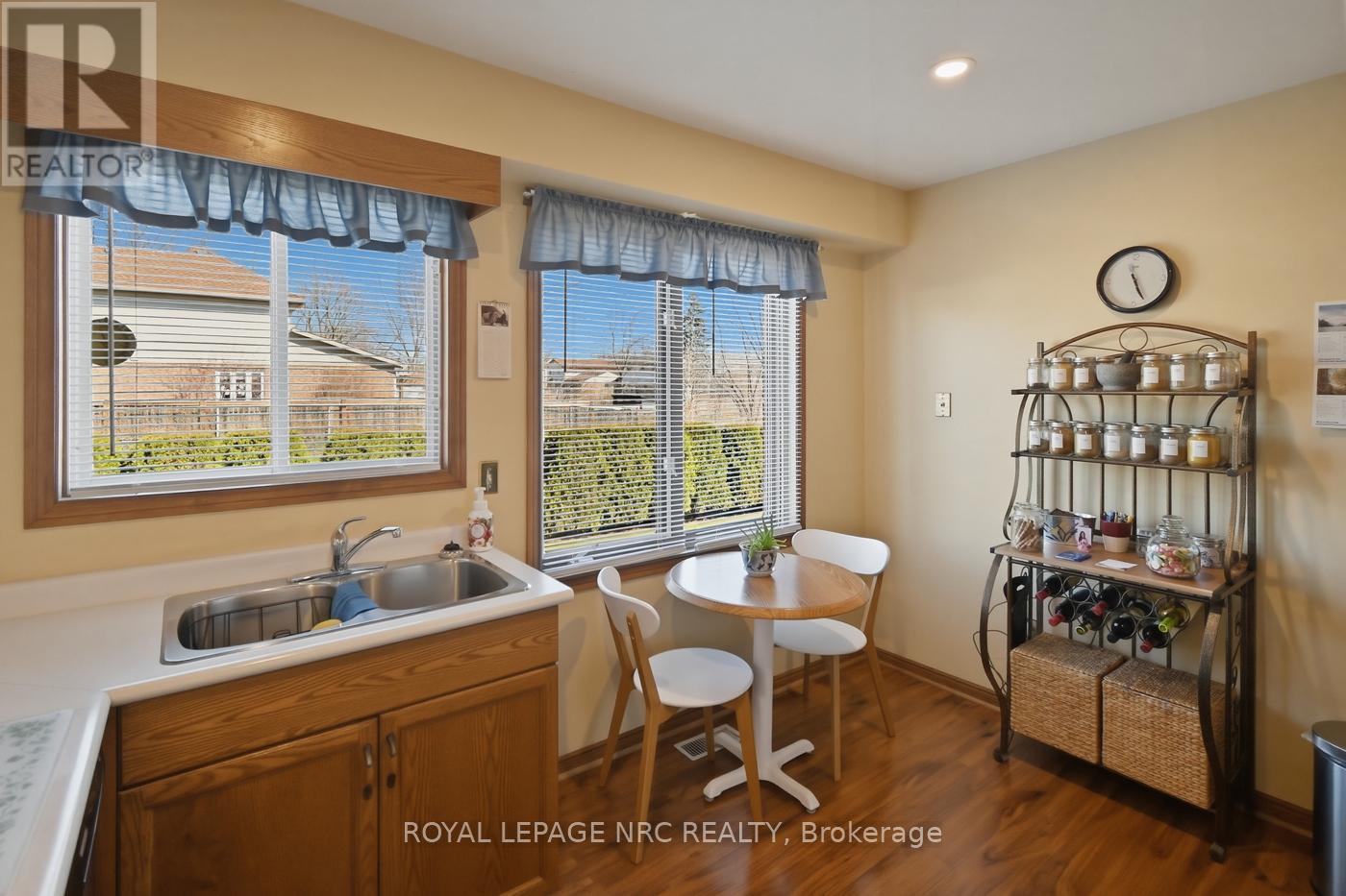 4393 Tamarac Avenue, Lincoln, Ontario  L0R 1B8 - Photo 16 - X12937114