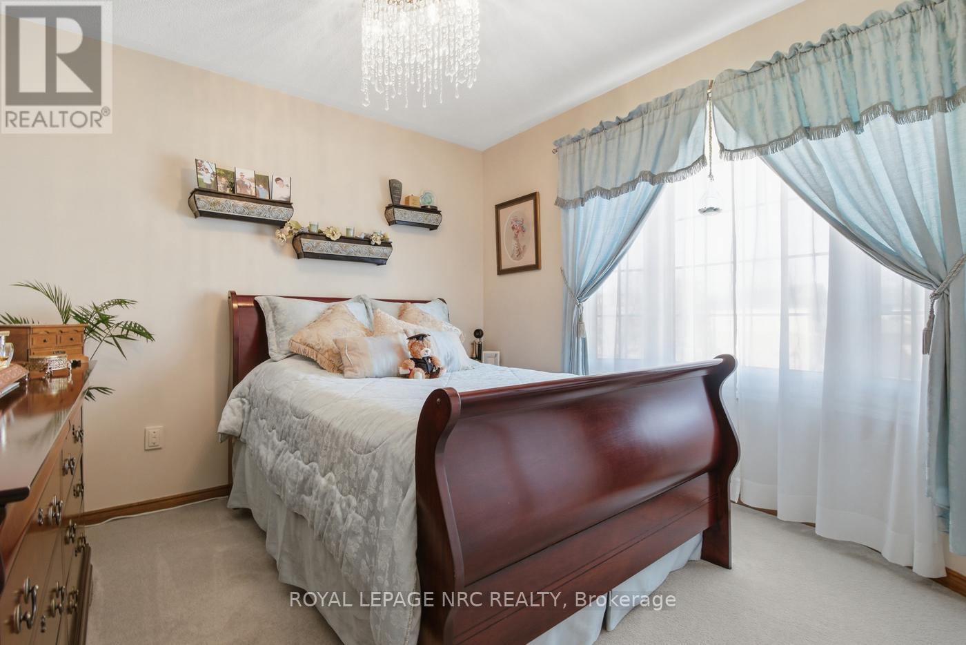 4393 Tamarac Avenue, Lincoln, Ontario  L0R 1B8 - Photo 18 - X12937114