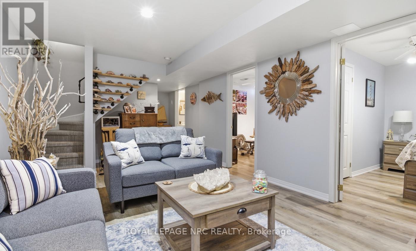 4393 Tamarac Avenue, Lincoln, Ontario  L0R 1B8 - Photo 26 - X12937114