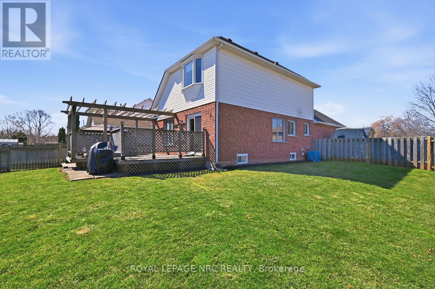 4393 Tamarac Avenue, Lincoln, Ontario  L0R 1B8 - Photo 38 - X12937114