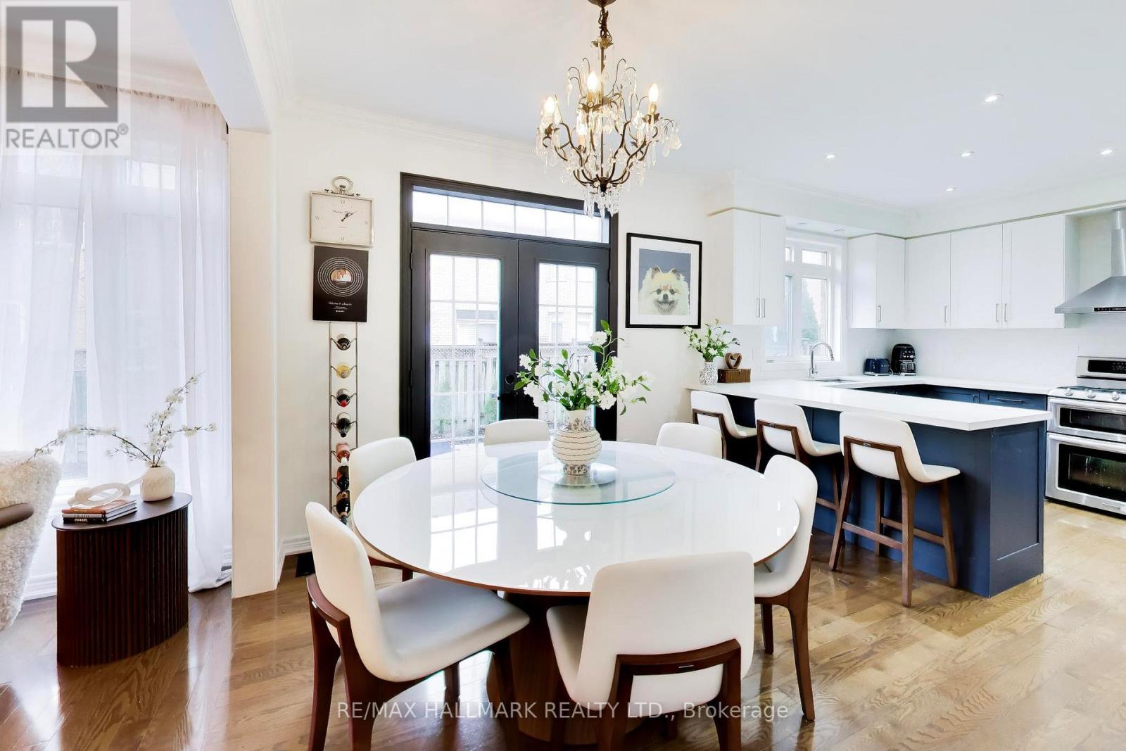 25 Chagall Drive, Vaughan, Ontario  L4J 9B4 - Photo 6 - N12937120