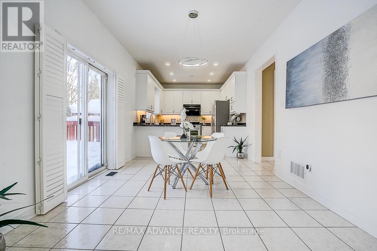 16 St Etienne Drive, Vaughan, Ontario  L4H 2X4 - Photo 24 - N12937124