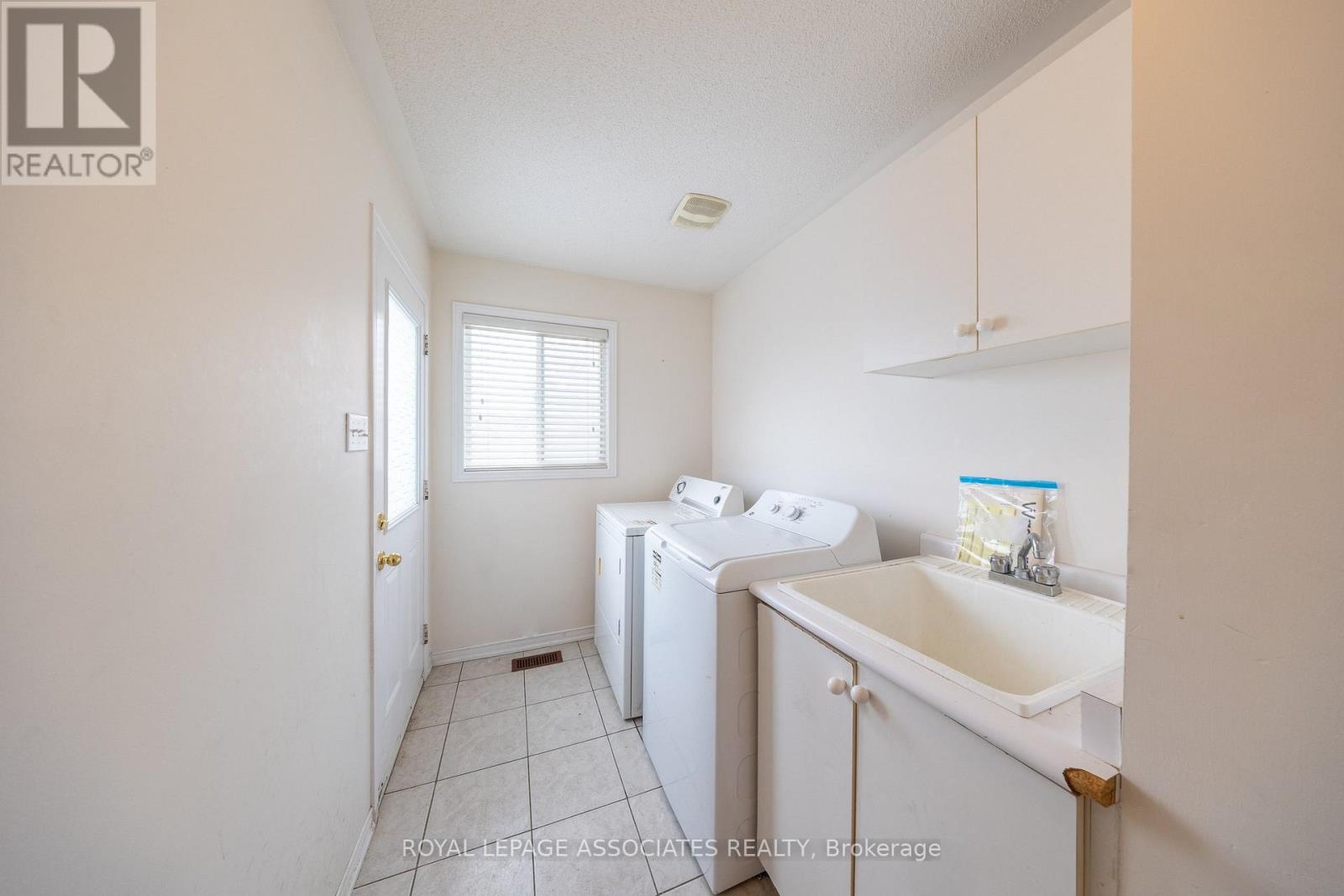 77 Andriana Crescent, Markham (Box Grove), Ontario  L6B 0C7 - Photo 13 - N12937142