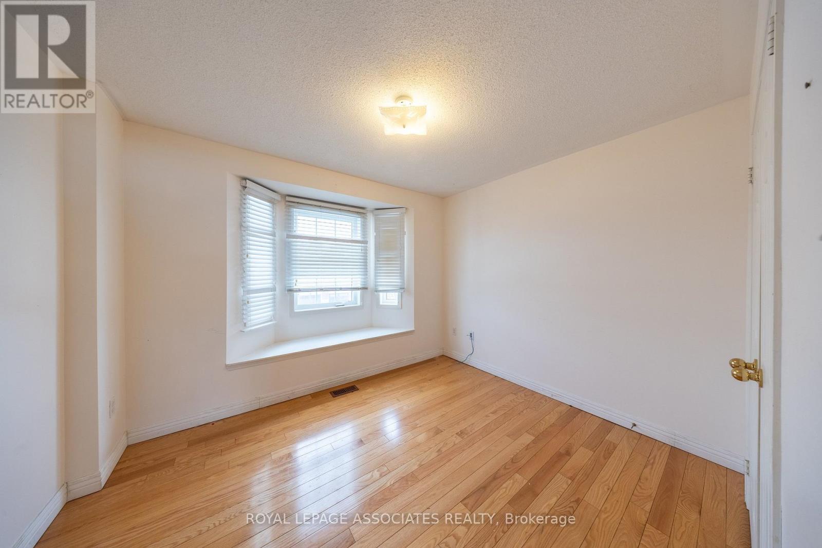 77 Andriana Crescent, Markham (Box Grove), Ontario  L6B 0C7 - Photo 25 - N12937142