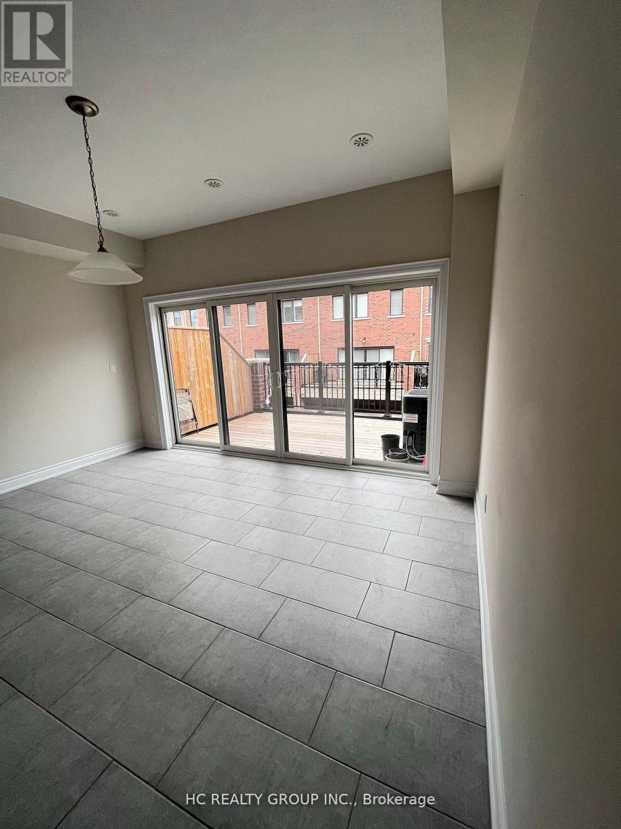 24 Cafaro Lane, Markham (Victoria Square), Ontario  L6C 0Z2 - Photo 5 - N12937146