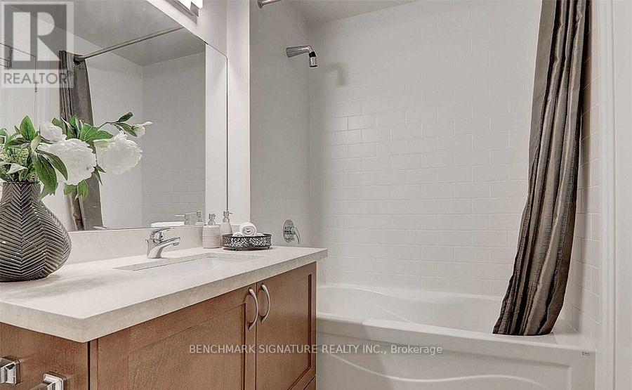 901 - 1 Upper Duke Crescent, Markham (Unionville), Ontario  L6G 0B6 - Photo 18 - N12937192