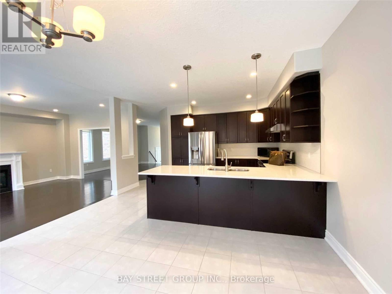 142 Jewel House Lane, Barrie (Innis-Shore), Ontario  L4N 0T5 - Photo 9 - S12937154