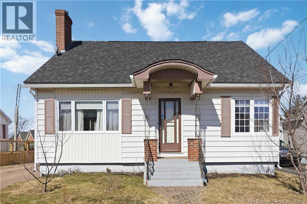 133 York Street, Moncton, New Brunswick  E1C 2Z1 - Photo 1 - NB136044