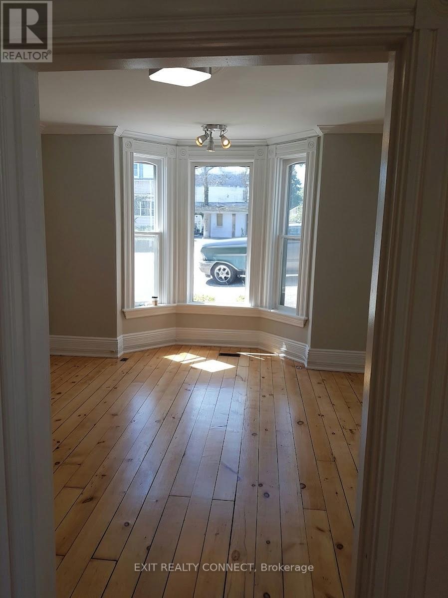 1 - 87 Main Street N, Milton, Ontario  L9T 1N4 - Photo 4 - W12937074