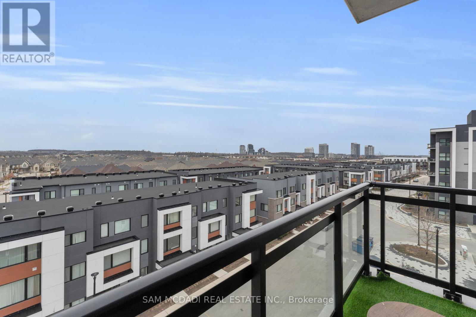 529 - 102 Grovewood Common, Oakville, Ontario  L6H 0X2 - Photo 18 - W12937086