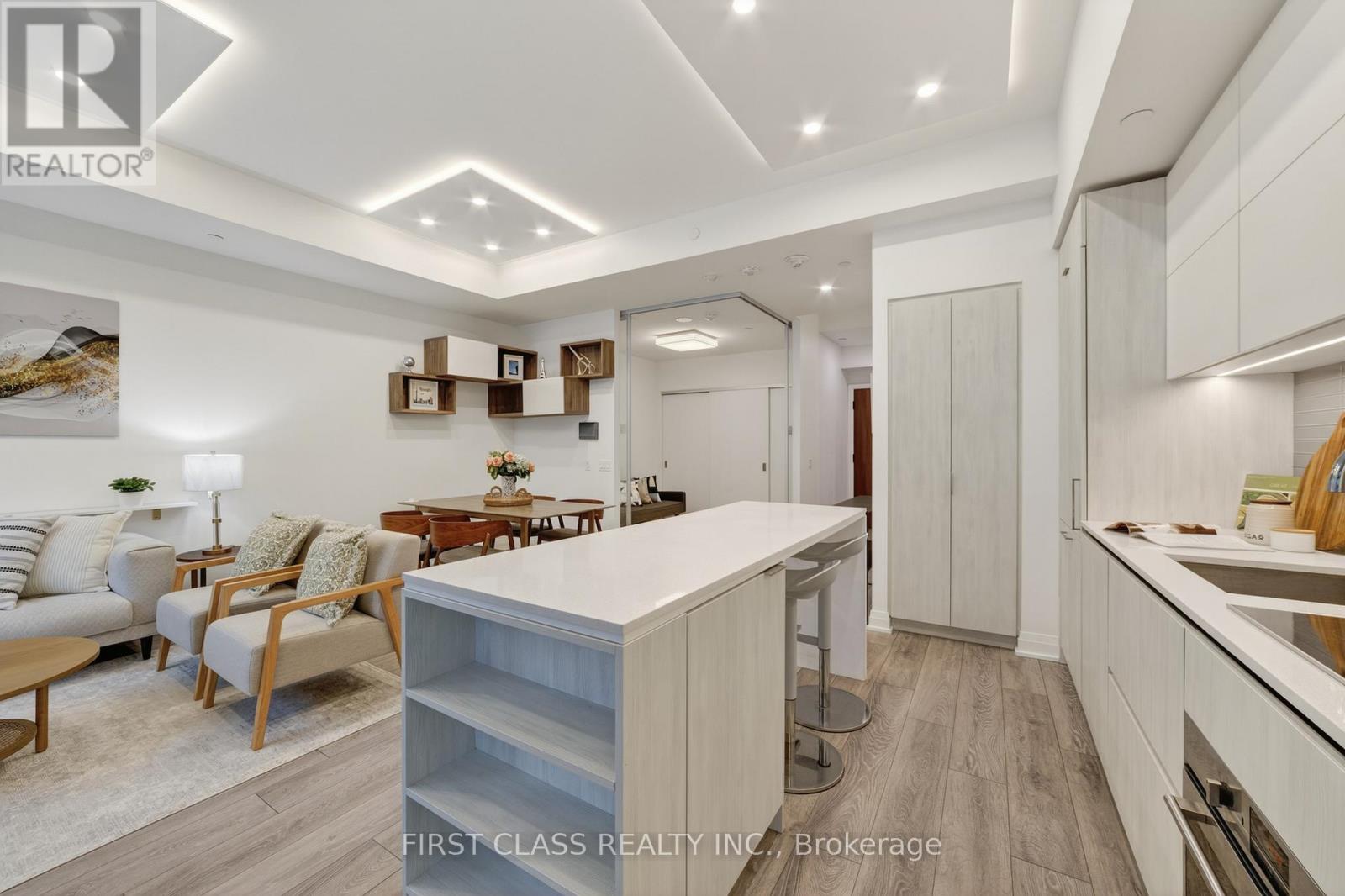 Th05 - 21 Park Street E, Mississauga (Port Credit), Ontario  L5G 0C2 - Photo 5 - W12937102