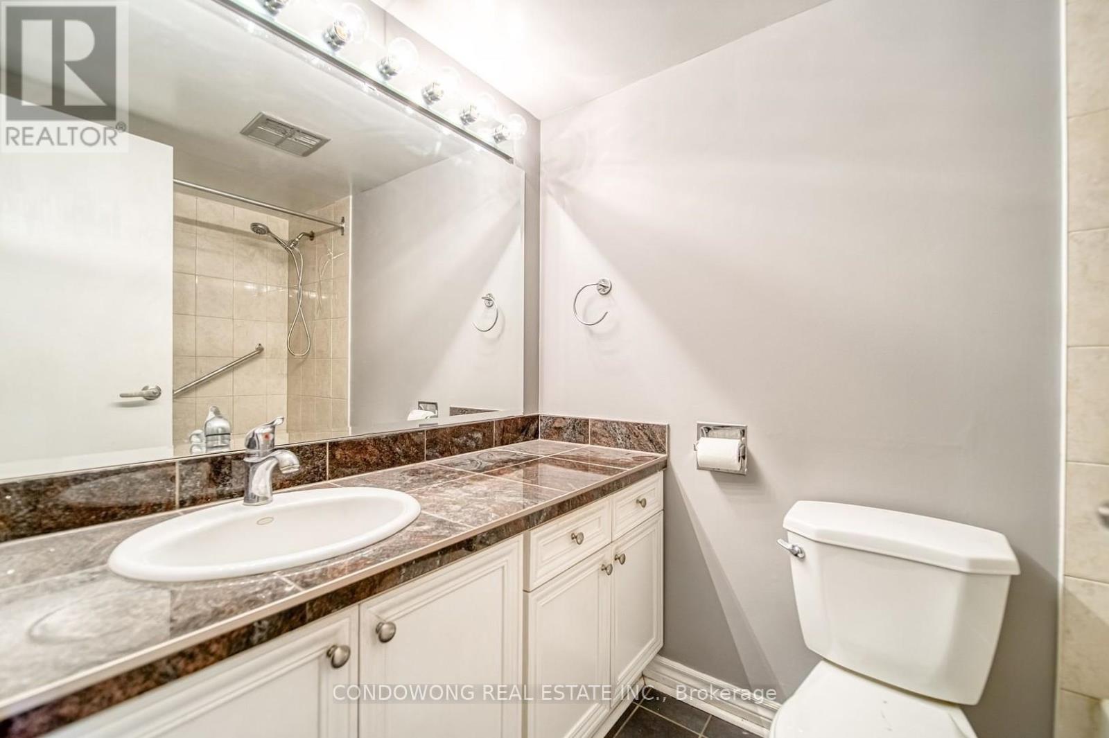 1007 - 3100 Kirwin Avenue, Mississauga (Cooksville), Ontario  L5A 3S6 - Photo 8 - W12937164