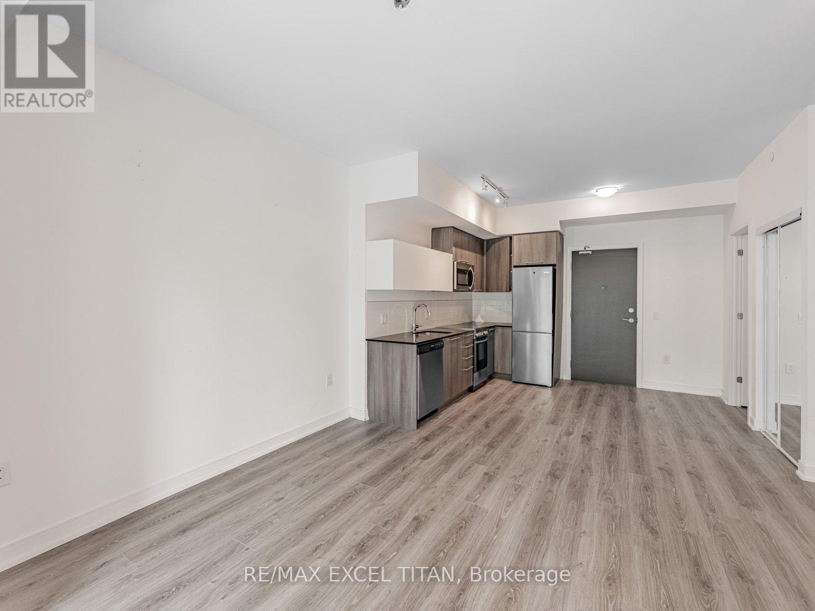 205 - 25 Neighbourhood Lane, Toronto (Stonegate-Queensway), Ontario  M8Y 0C4 - Photo 12 - W12937190