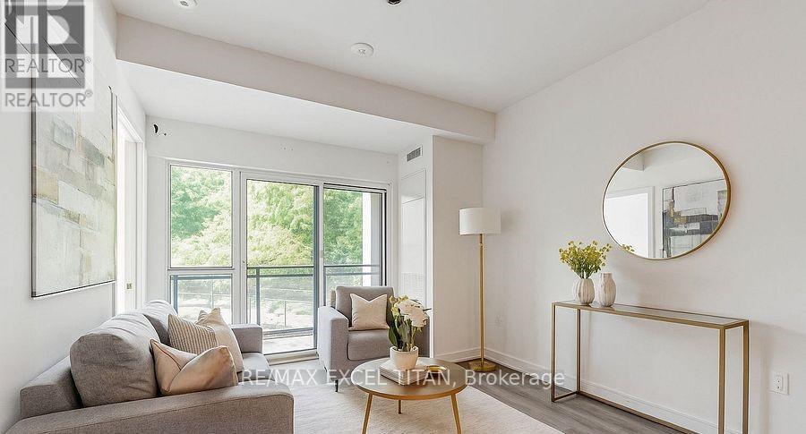 205 - 25 Neighbourhood Lane, Toronto (Stonegate-Queensway), Ontario  M8Y 0C4 - Photo 4 - W12937190