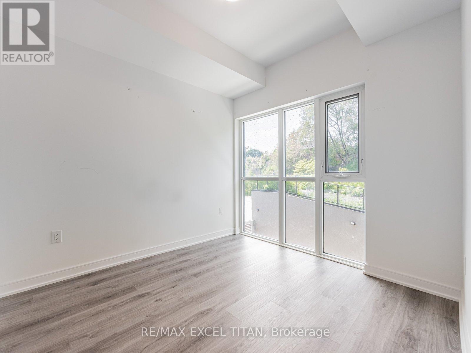 205 - 25 Neighbourhood Lane, Toronto (Stonegate-Queensway), Ontario  M8Y 0C4 - Photo 9 - W12937190