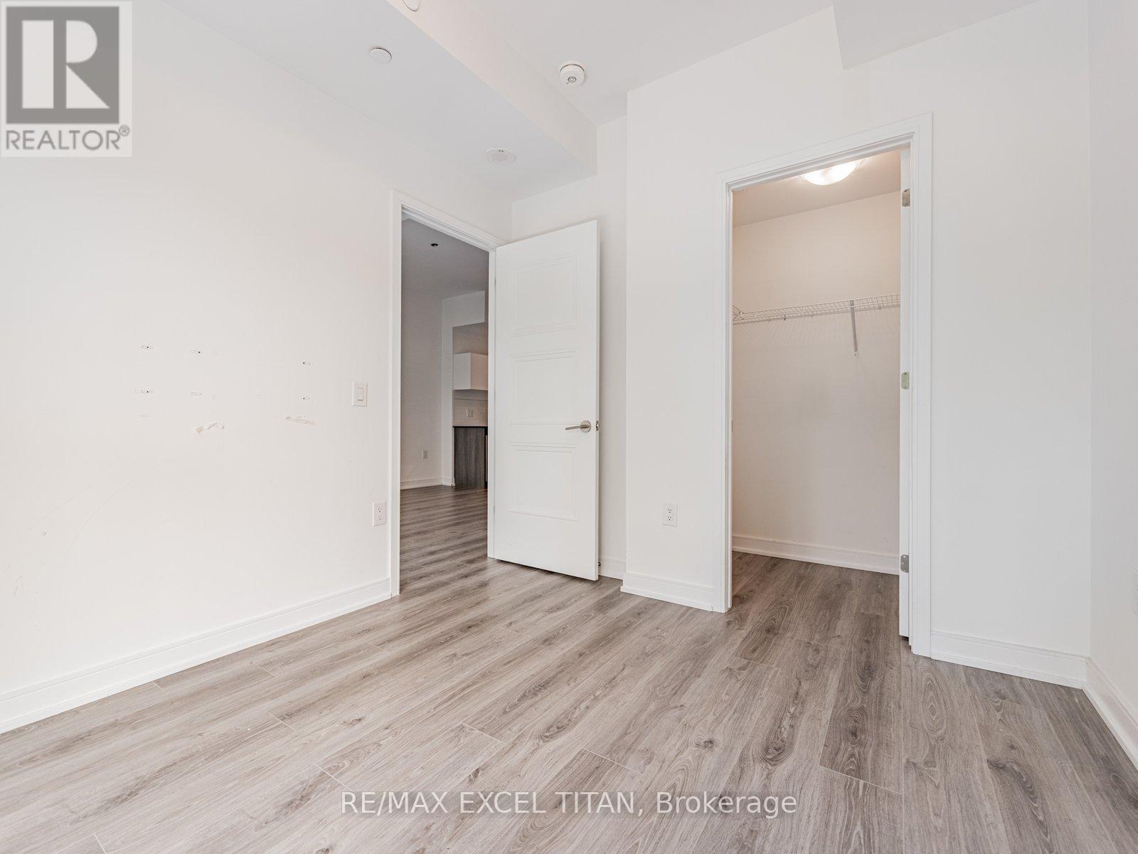 205 - 25 Neighbourhood Lane, Toronto, Ontario  M8Y 0C4 - Photo 21 - W12937196