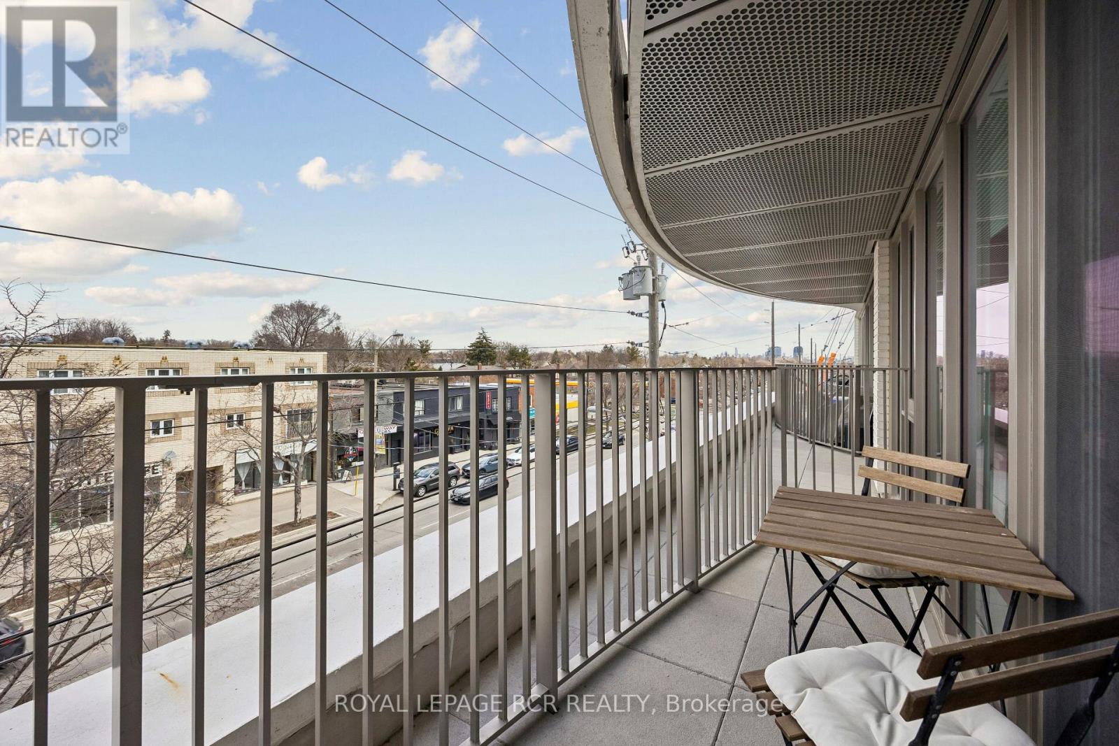 321 - 689 The Queensway, Toronto, Ontario M8Y 0C8 - Photo 15 - W12937228
