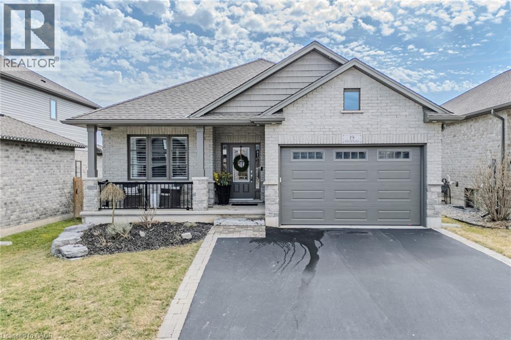 19 EDGAR Place, Paris, Ontario