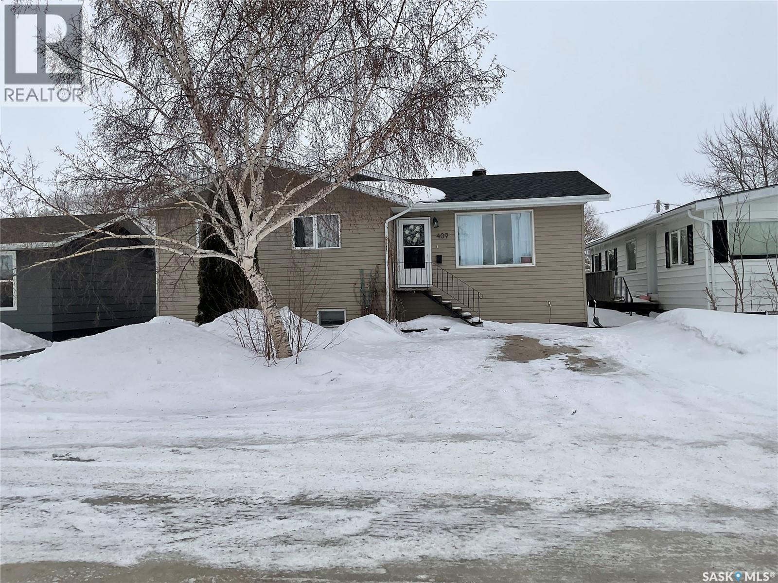 409 Main STREET, wakaw, Saskatchewan