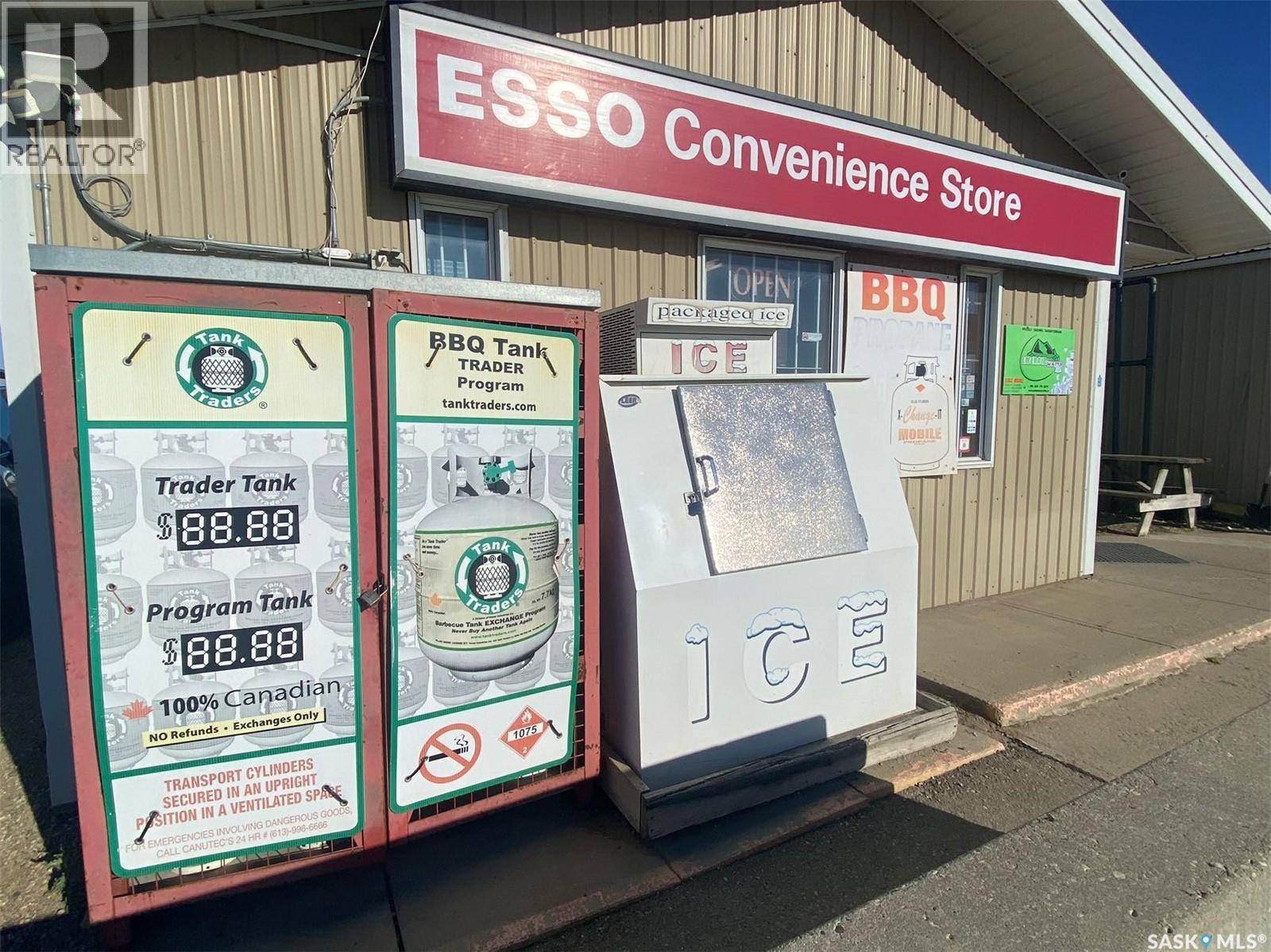 100 10 Highway, Balcarres, Saskatchewan  S0G 0C0 - Photo 2 - SK031647