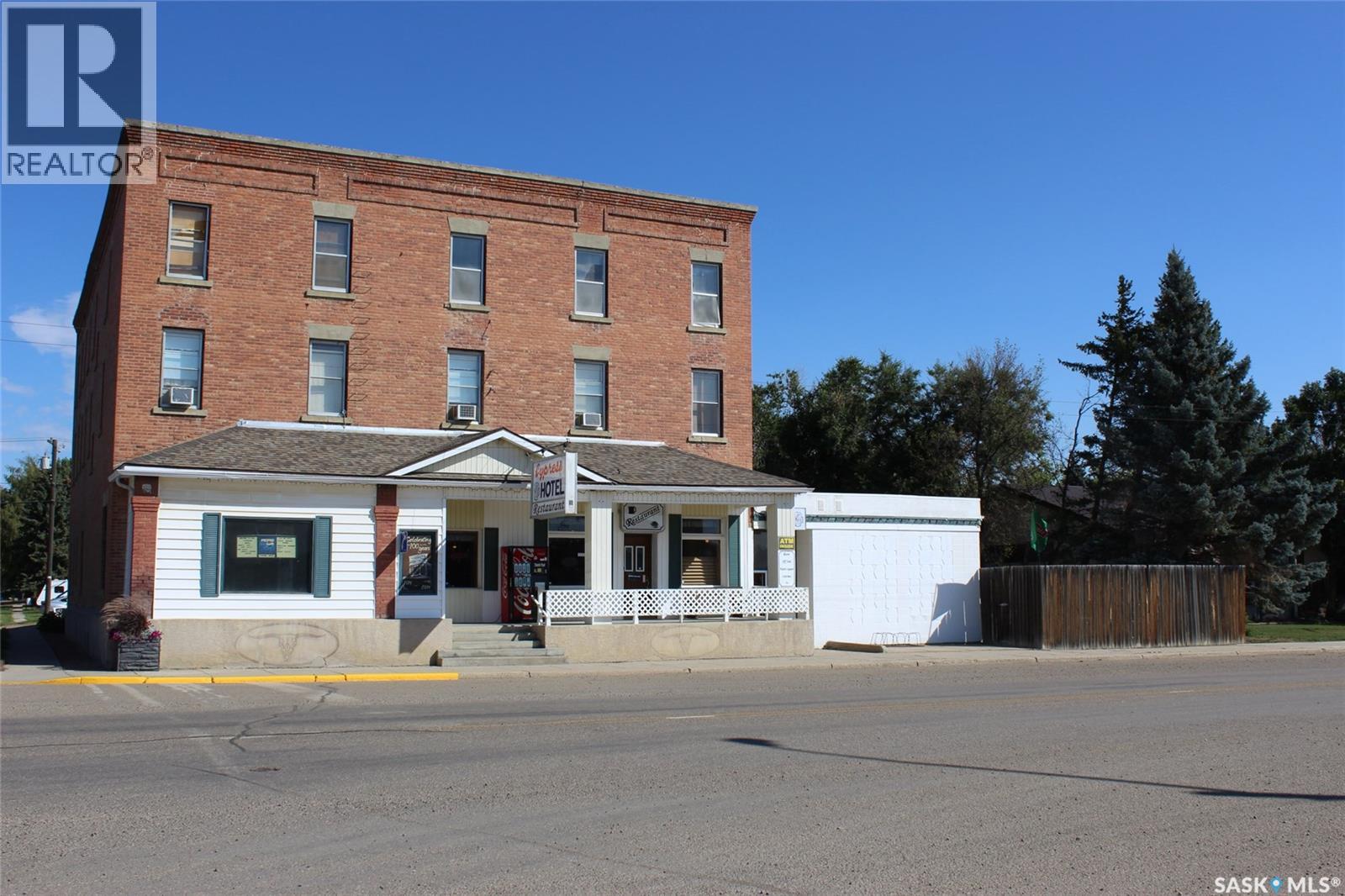 343 Redcoat Drive, Eastend, Saskatchewan  S0N 0T0 - Photo 20 - SK031645