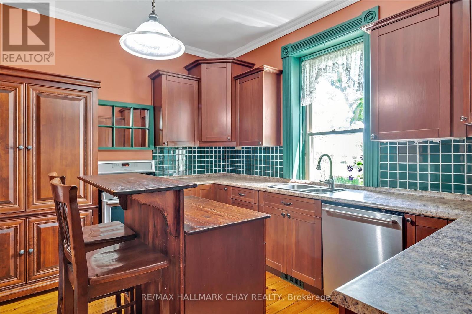 136 County 4 Road, Douro-Dummer, Ontario  K9L 1V6 - Photo 13 - X12937076