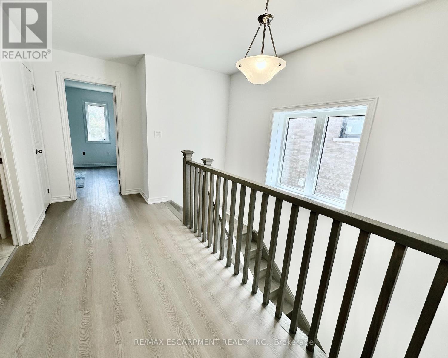 15 Davinci Boulevard, Hamilton, Ontario  L9B 1B7 - Photo 22 - X12937216