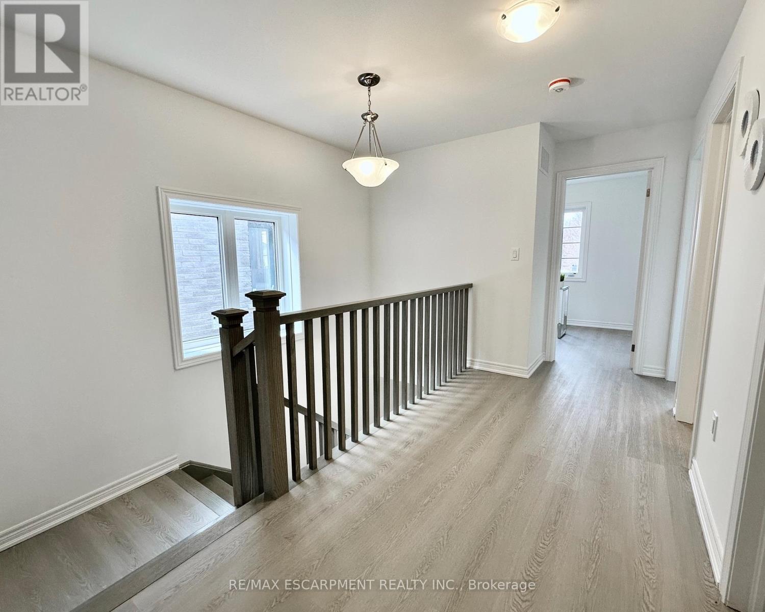 15 Davinci Boulevard, Hamilton, Ontario  L9B 1B7 - Photo 23 - X12937216